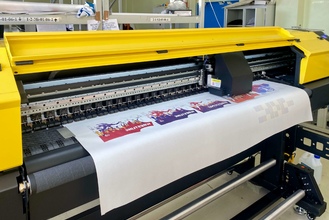 принтер для ткани в г. Ярославль, установлен в компании «Сувениритет», печать по ткани 2-2
